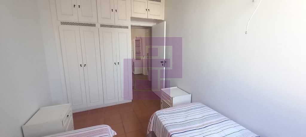 Venda de Apartamentos / Padrão na cidade de Guarujá