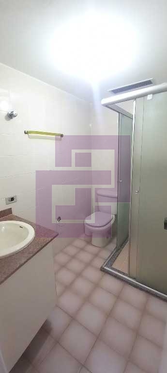 Venda de Apartamentos / Padrão na cidade de Guarujá