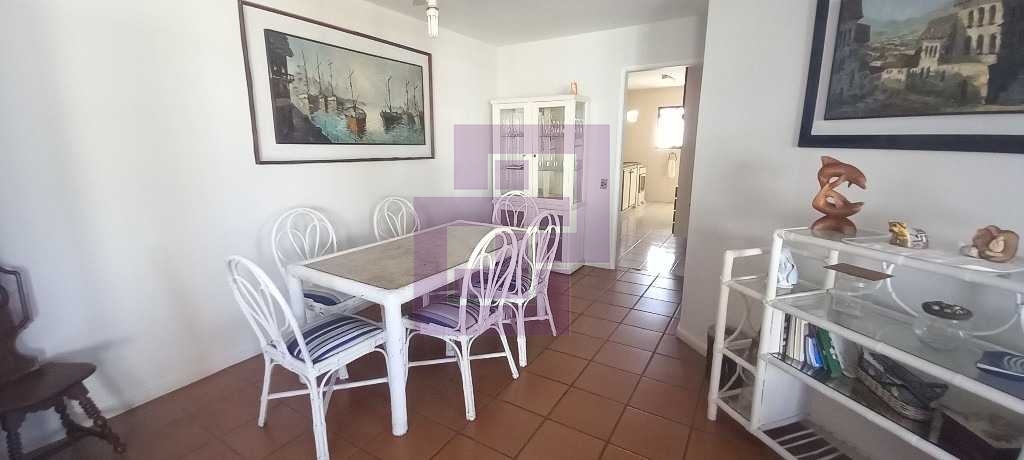 Venda de Apartamentos / Padrão na cidade de Guarujá
