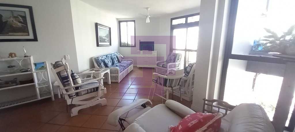 Venda de Apartamentos / Padrão na cidade de Guarujá