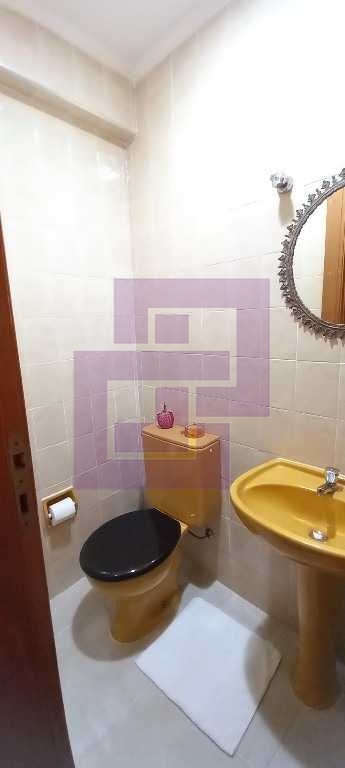 Venda de Apartamentos / Padrão na cidade de Guarujá