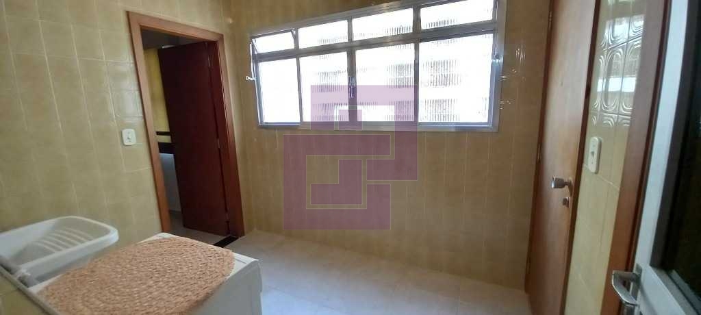 Venda de Apartamentos / Padrão na cidade de Guarujá