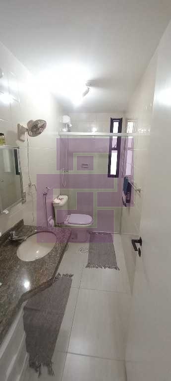 Venda de Apartamentos / Padrão na cidade de Guarujá