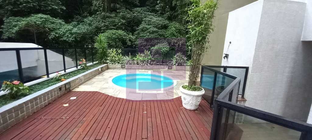 Venda de Apartamentos / Padrão na cidade de Guarujá