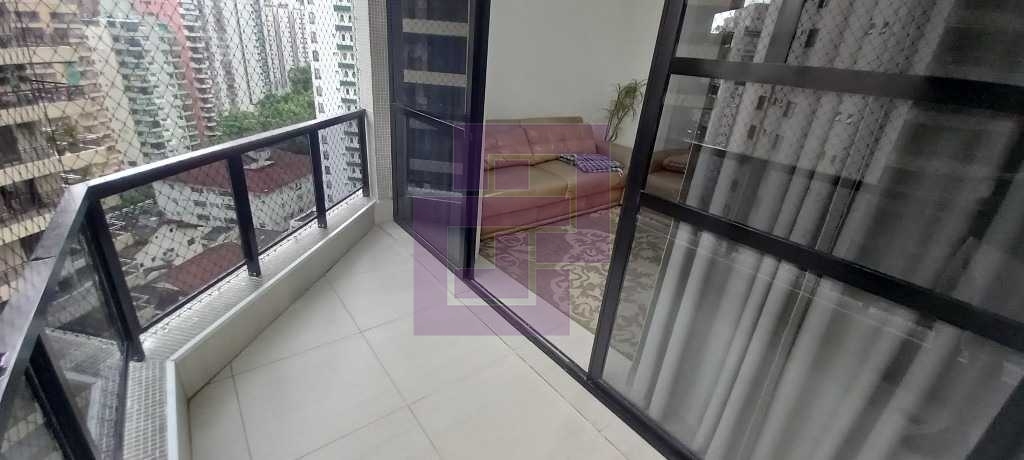 Venda de Apartamentos / Padrão na cidade de Guarujá