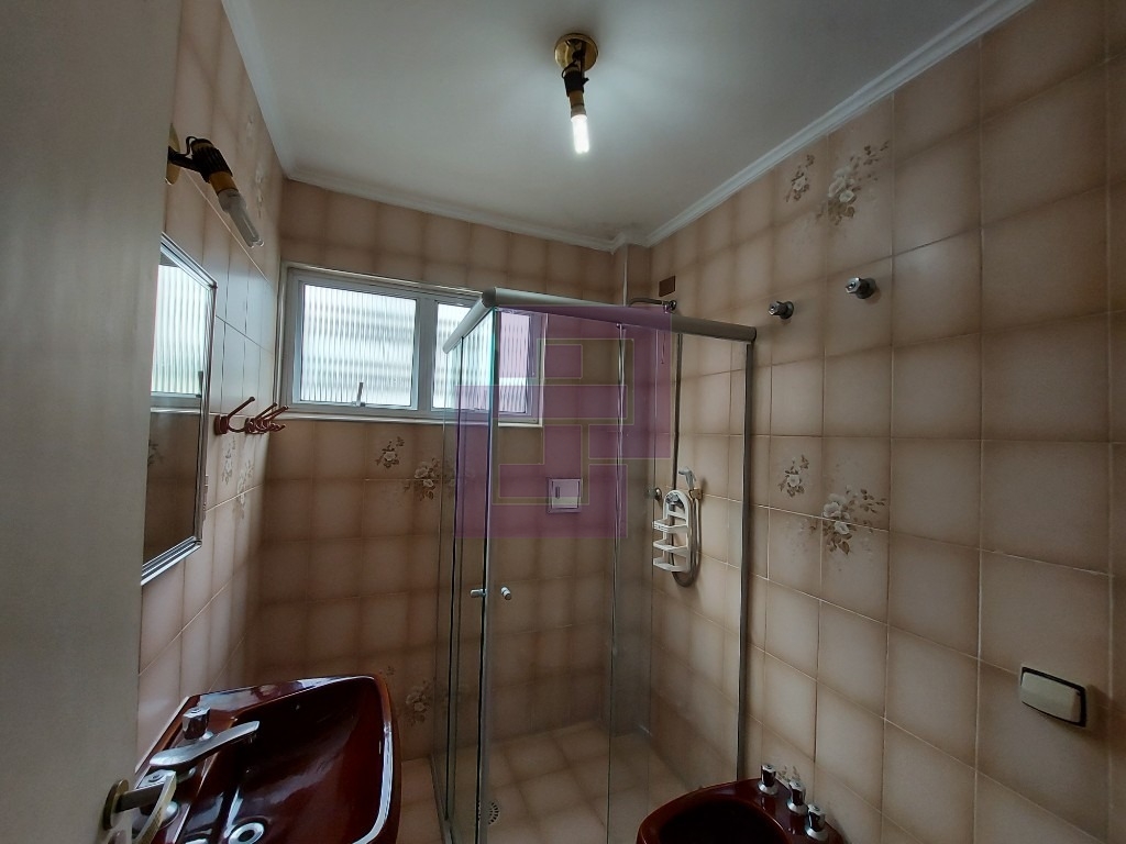 Venda de Apartamentos / Padrão na cidade de Guarujá