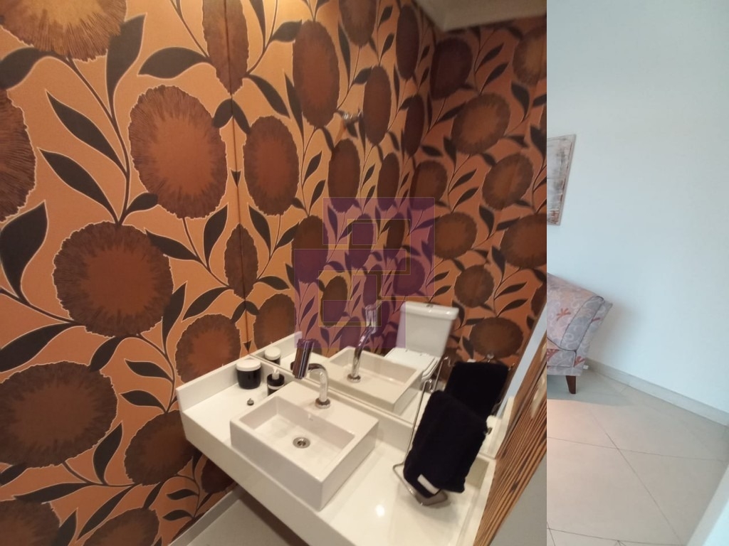 Enseda, uma quadra da praia. Edificio com lazer!