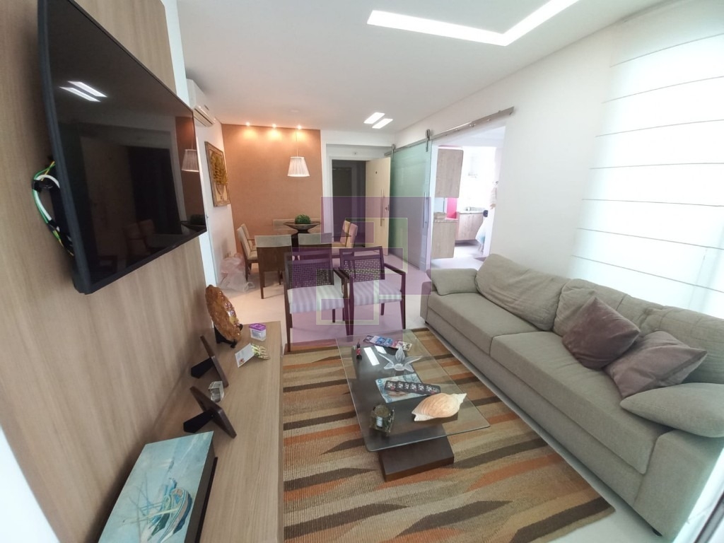 Enseda, uma quadra da praia. Edificio com lazer!