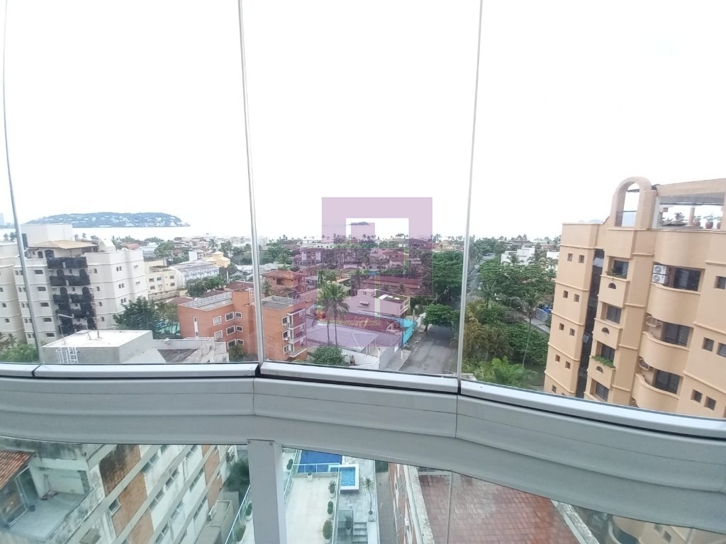 Enseda, uma quadra da praia. Edificio com lazer!