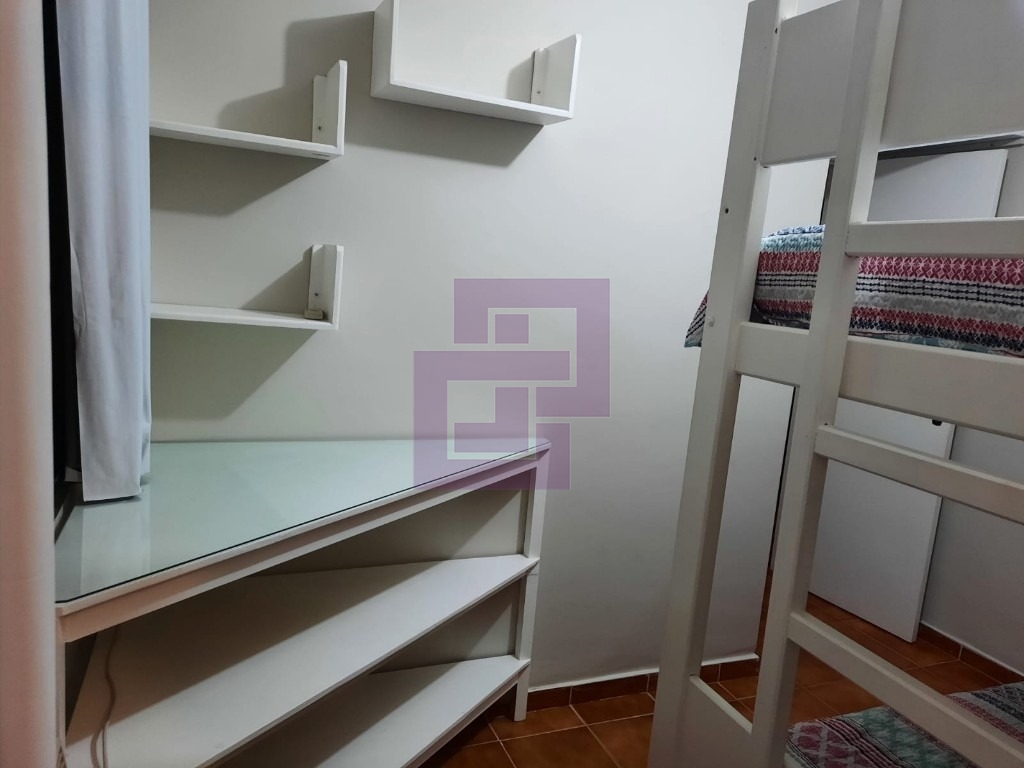 Cobertura Duplex. Enseada, localizada a uma quadra da Praia.