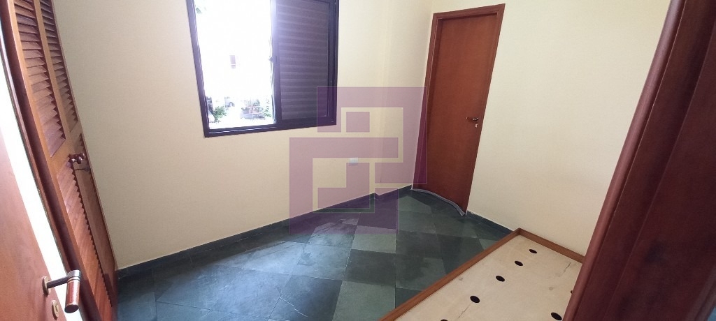 Enseada !!!!! Edificio com lazer completo.