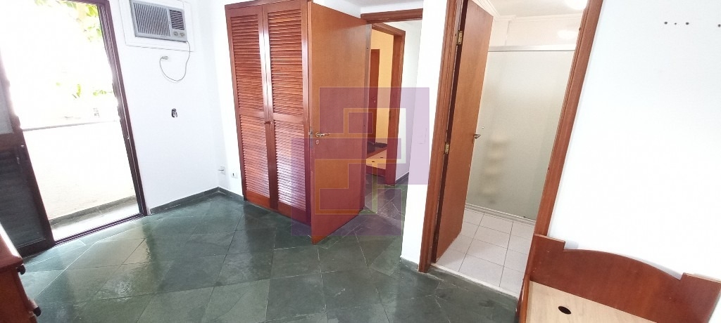 Enseada !!!!! Edificio com lazer completo.