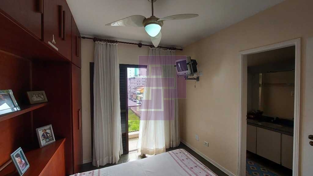 Venda de Apartamentos / Padrão na cidade de Guarujá