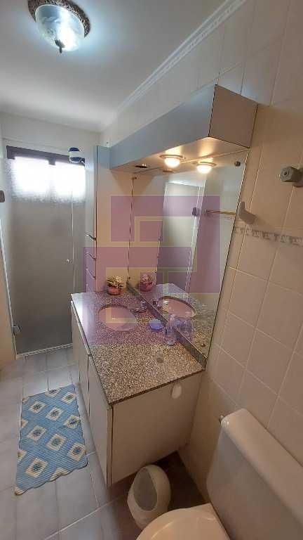 Venda de Apartamentos / Padrão na cidade de Guarujá