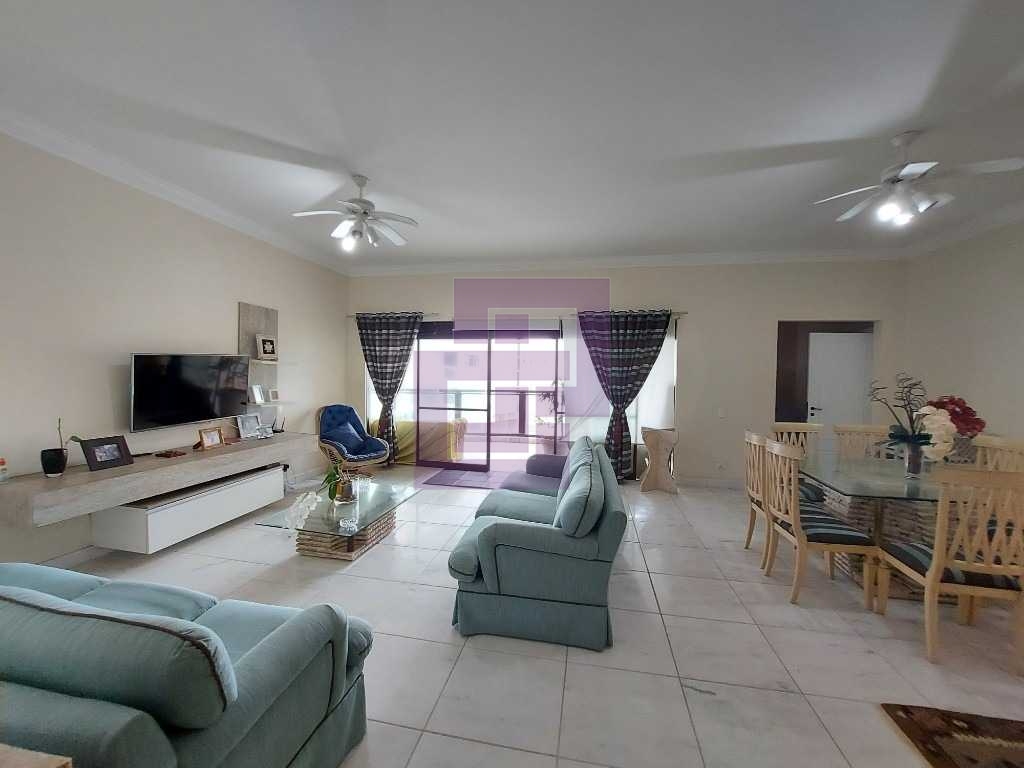 Venda de Apartamentos / Padrão na cidade de Guarujá