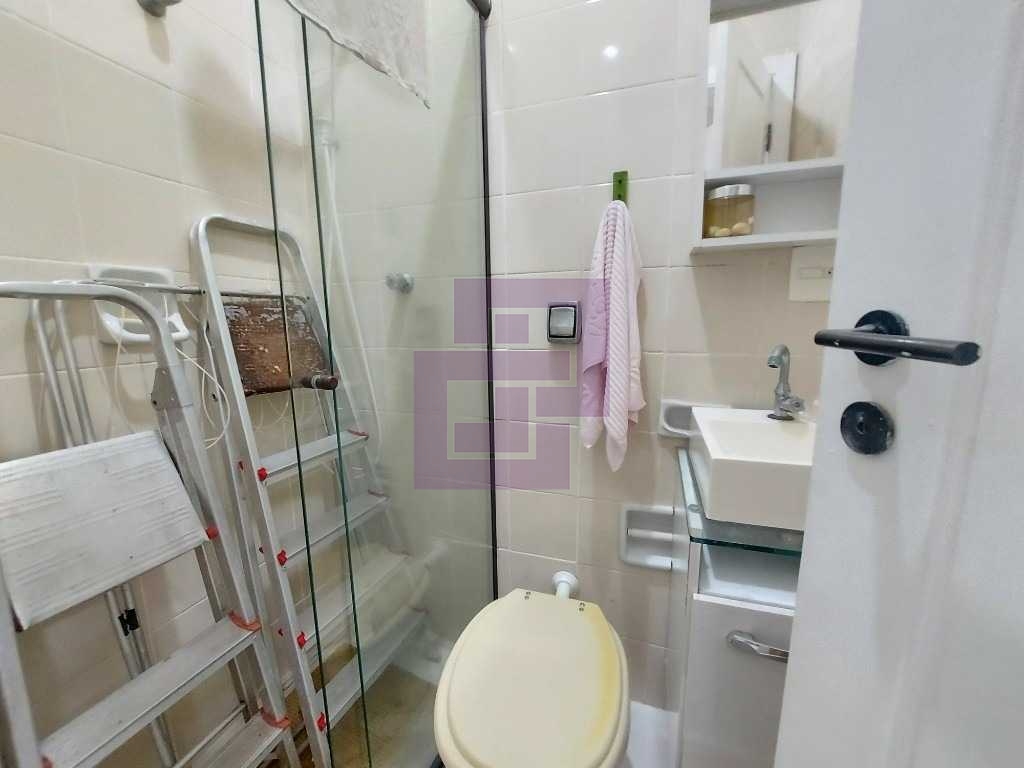 Venda de Apartamentos / Padrão na cidade de Guarujá