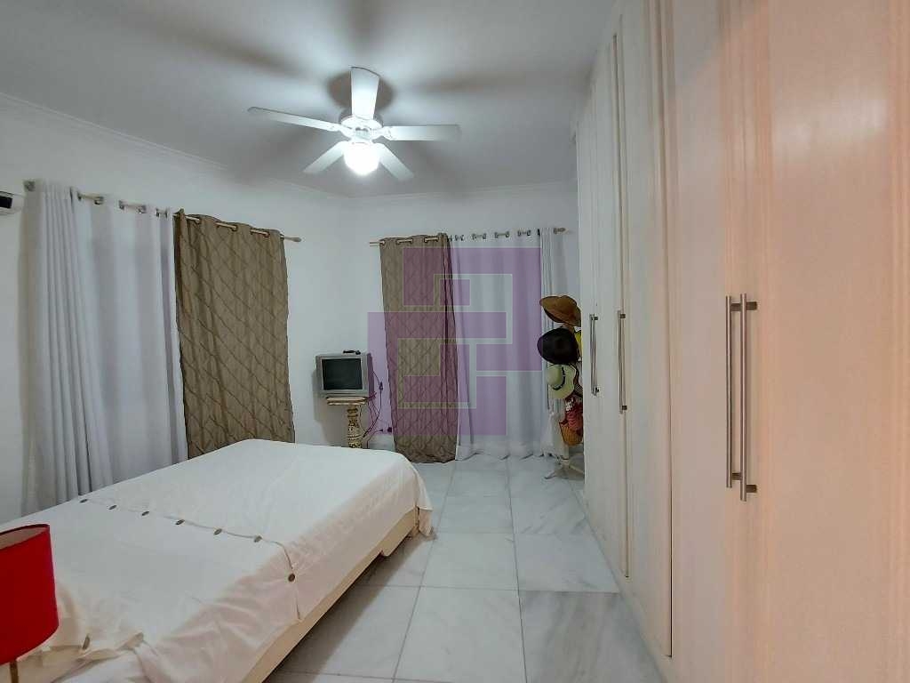 Venda de Apartamentos / Padrão na cidade de Guarujá
