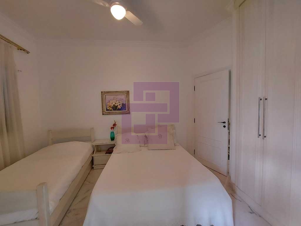Venda de Apartamentos / Padrão na cidade de Guarujá