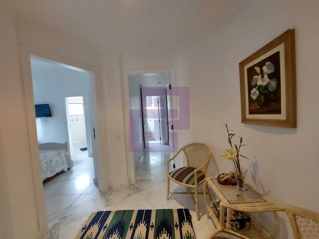 Venda de Apartamentos / Padrão na cidade de Guarujá