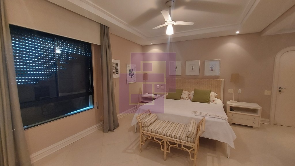 Venda de Apartamentos / Padrão na cidade de Guarujá