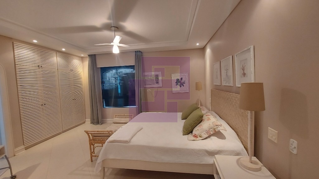 Venda de Apartamentos / Padrão na cidade de Guarujá