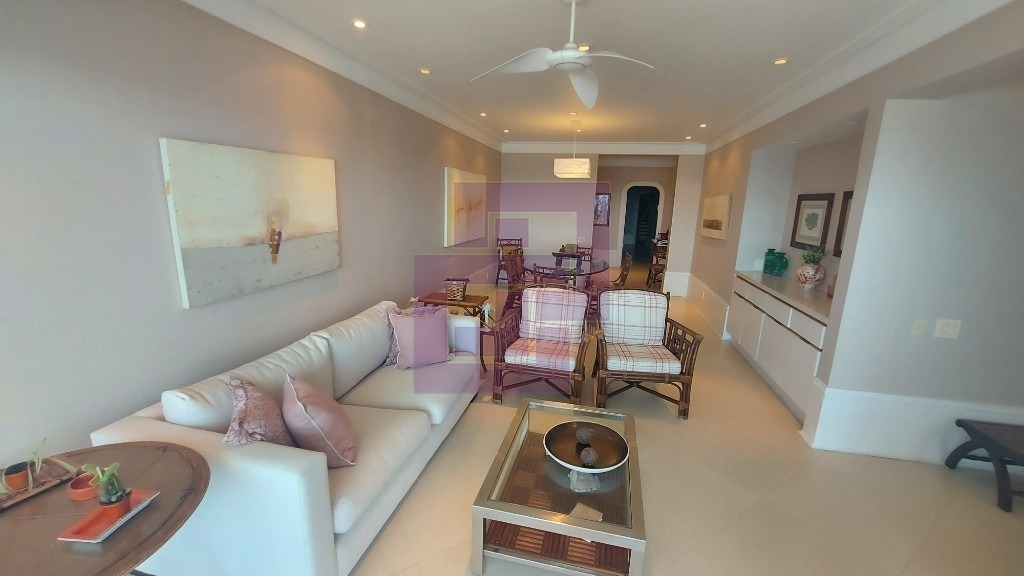 Venda de Apartamentos / Padrão na cidade de Guarujá