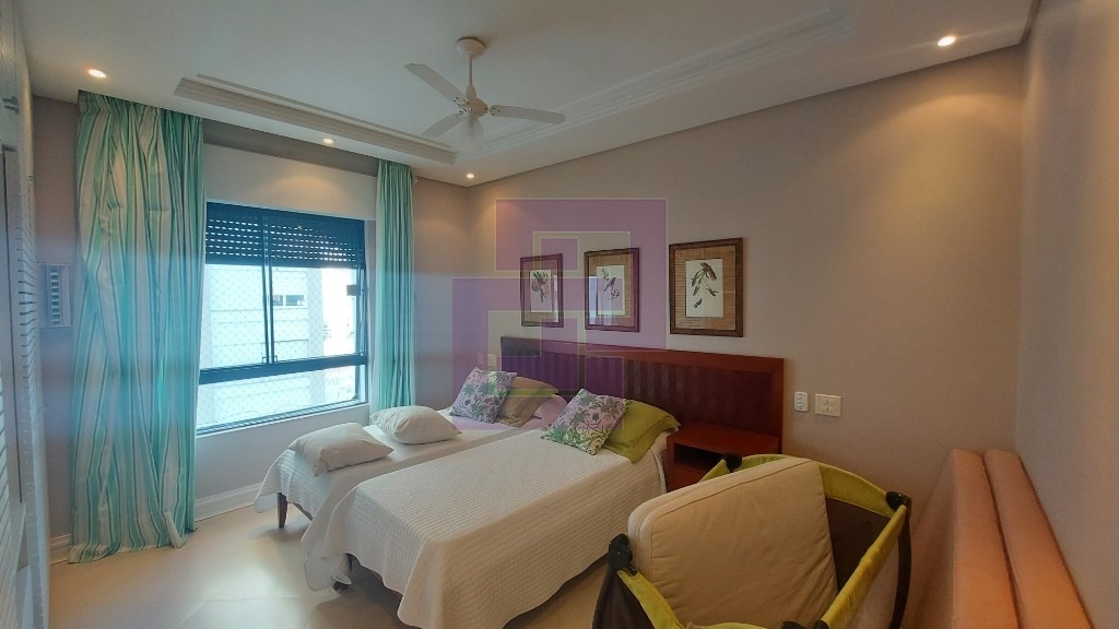 Venda de Apartamentos / Padrão na cidade de Guarujá