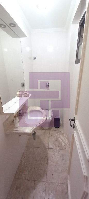 Venda de apartamentos / padrão na cidade de guarujá