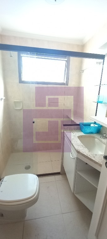 Venda de apartamentos / padrão na cidade de guarujá