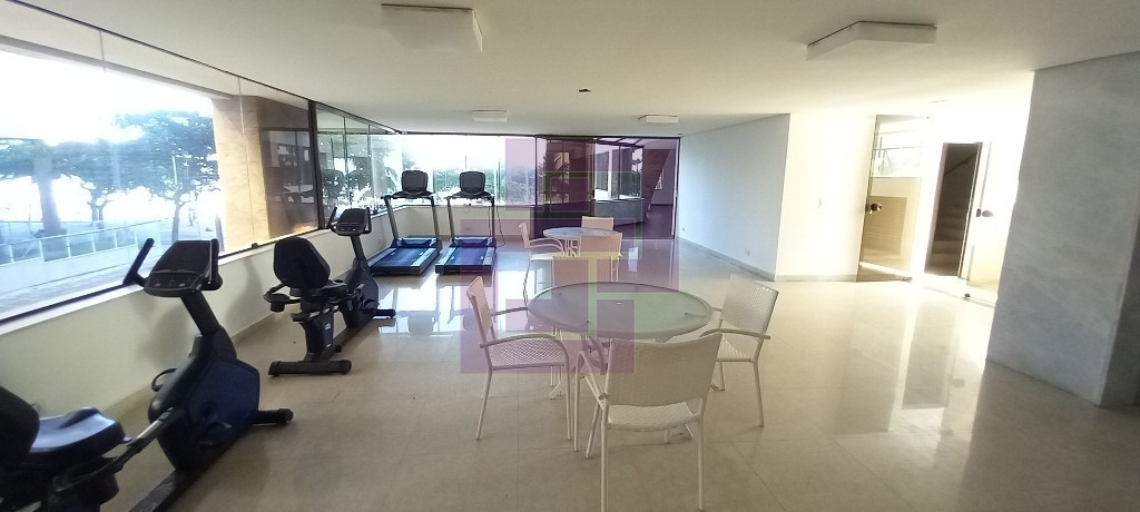 Venda de Apartamentos / Padrão na cidade de Guarujá