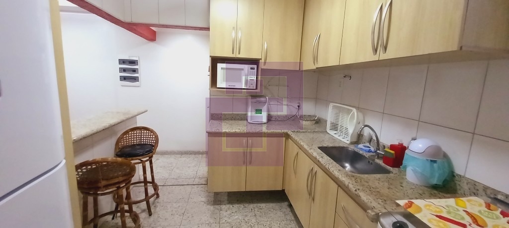 Pitangueiras, locação anual, pacote! Localizado a 100 mts do mar.