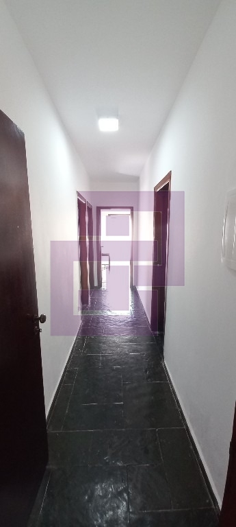 Casa bem localizada.Enseada!