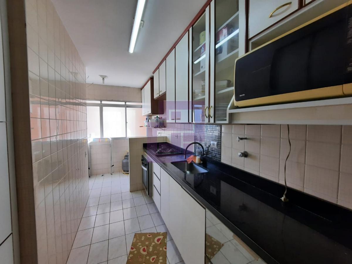 Apartamento para Locação em Guarujá / SP no bairro Pitangueiras