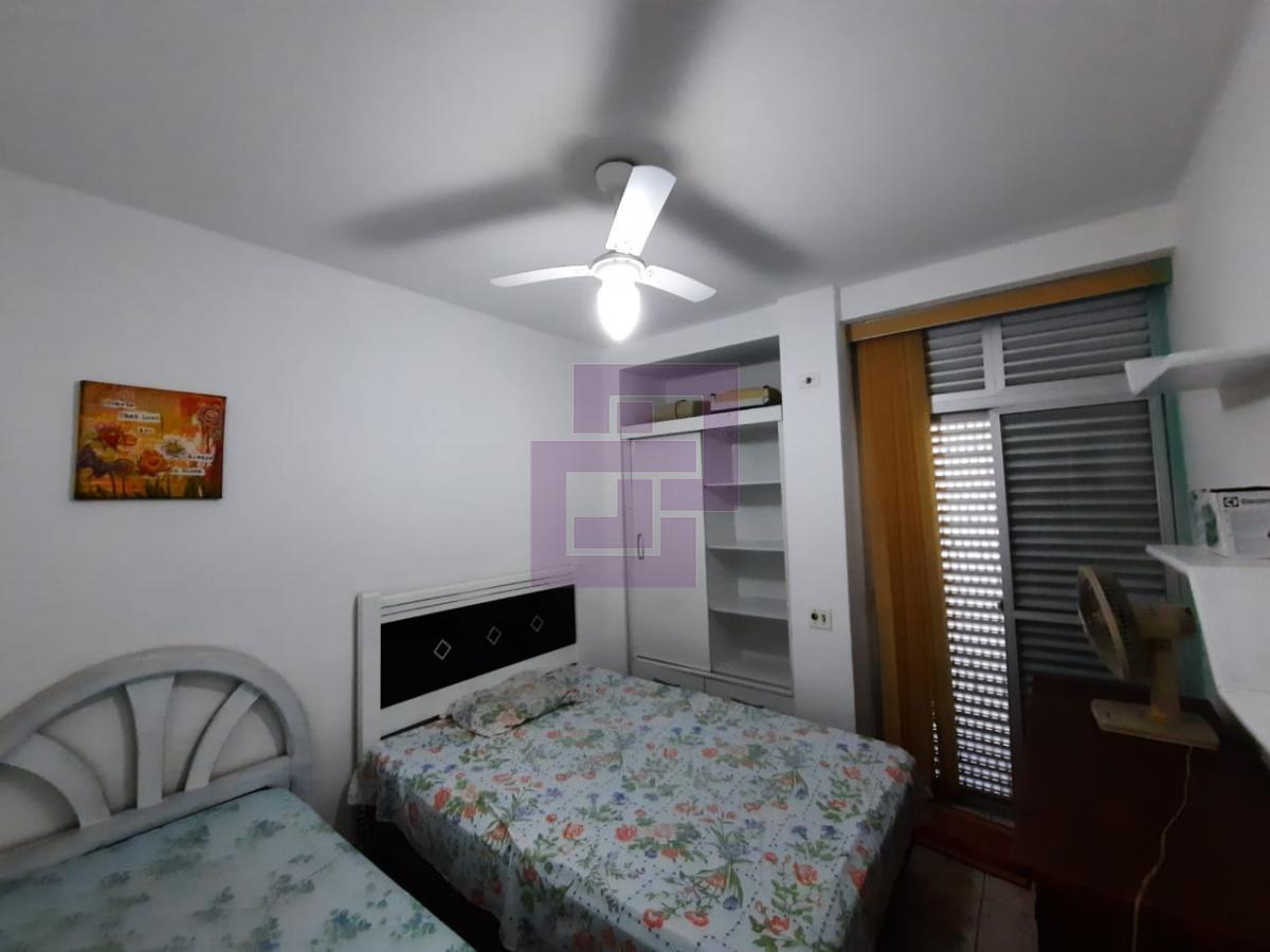 Apartamento para Locação em Guarujá / SP no bairro Pitangueiras