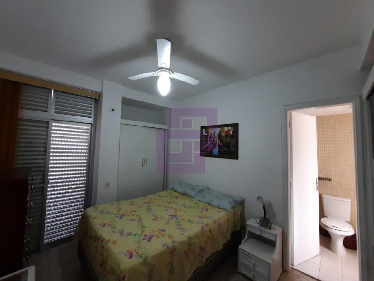 Apartamento para Locação em Guarujá / SP no bairro Pitangueiras