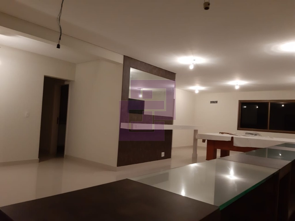 Venda de Apartamentos / Cobertura na cidade de Guarujá