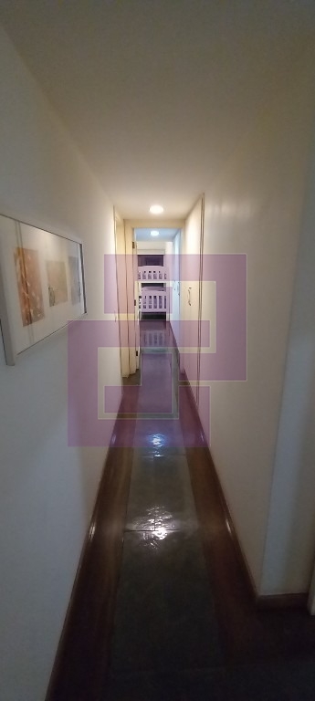 Venda de Apartamentos / Padrão na cidade de Guarujá