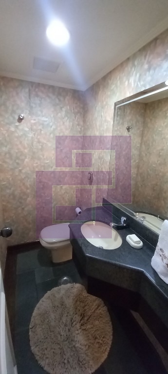 Venda de Apartamentos / Padrão na cidade de Guarujá