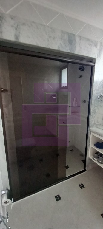 Venda de Apartamentos / Padrão na cidade de Guarujá