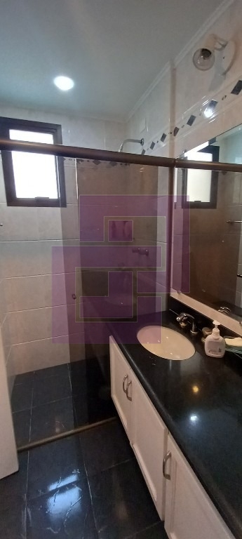 Venda de Apartamentos / Padrão na cidade de Guarujá