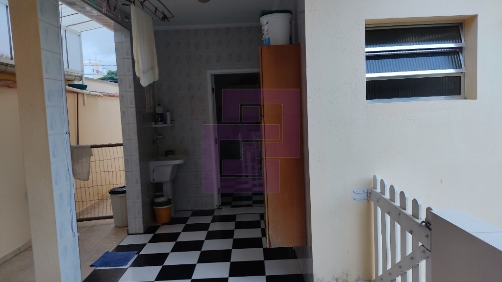Venda de casas / padrão na cidade de guarujá