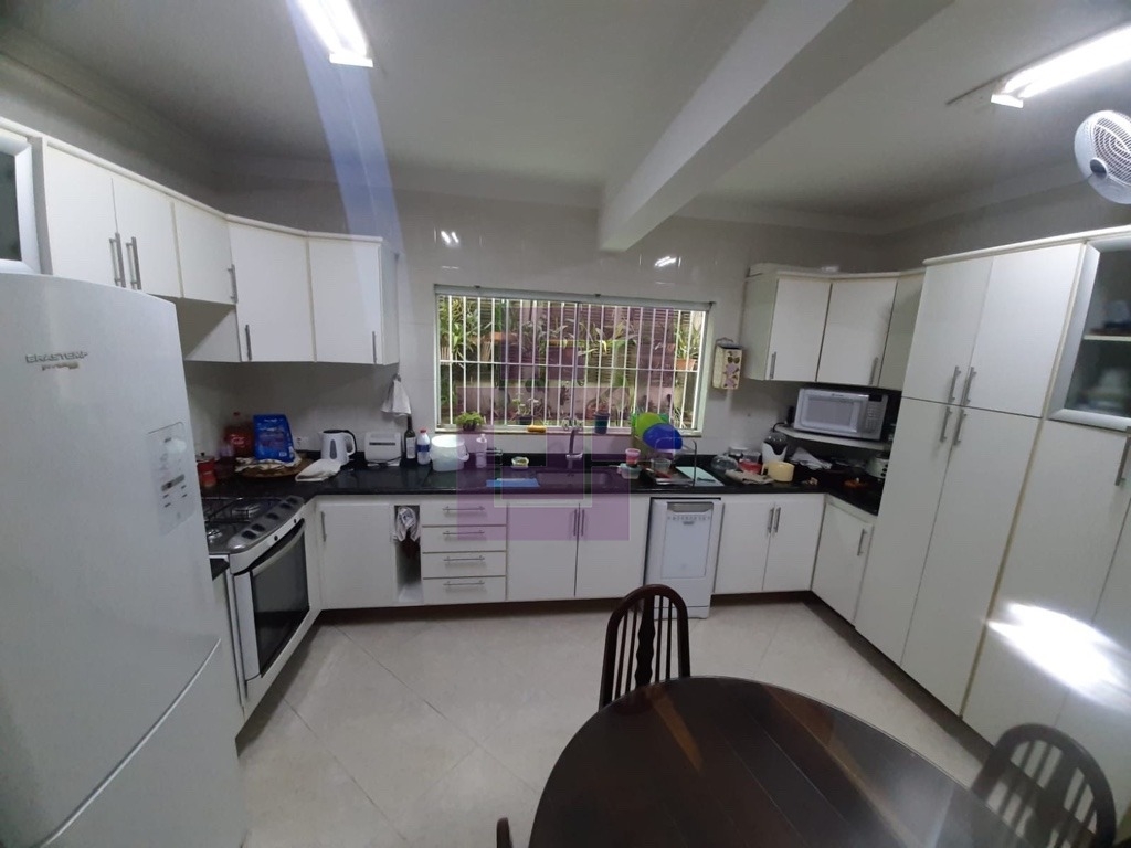 Casa Impecável, pronta para morar!