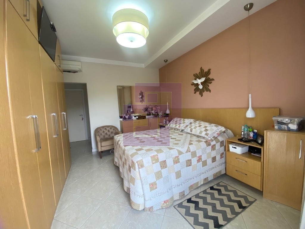 Casa impecável, pronta para morar!