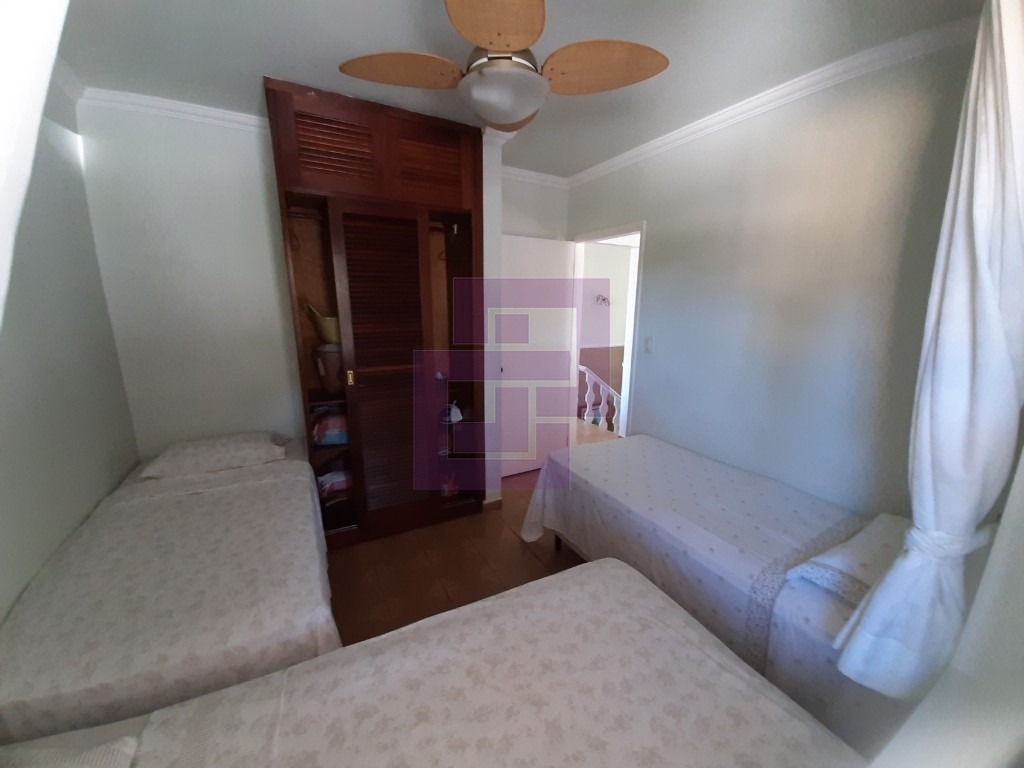 Venda de Casas / Sobrado na cidade de Guarujá