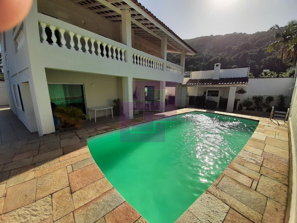 Venda de casas / sobrado na cidade de guarujá