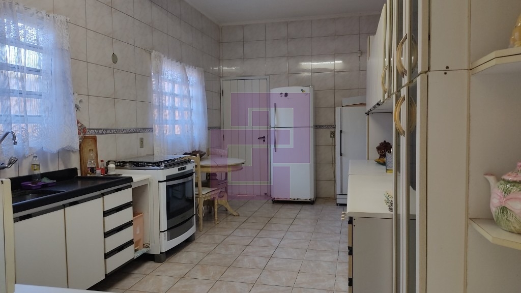 Venda de Casas / Sobrado na cidade de Guarujá