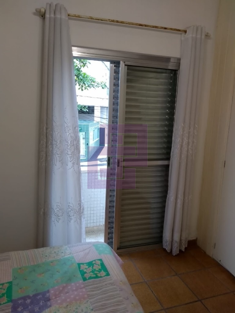 Venda de apartamentos / padrão na cidade de guarujá