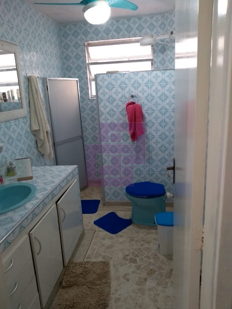 Venda de Apartamentos / Padrão na cidade de Guarujá