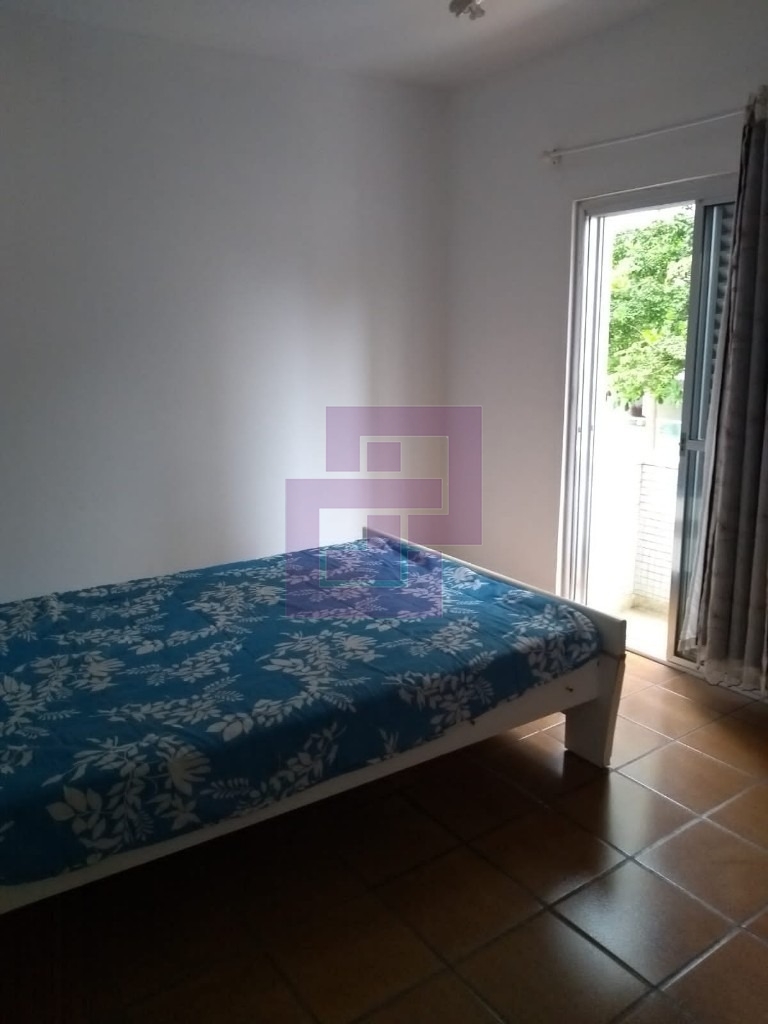 Venda de apartamentos / padrão na cidade de guarujá