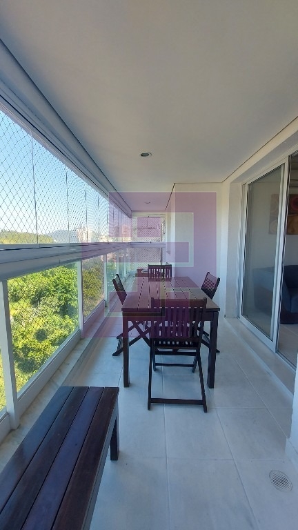 Venda de apartamentos / padrão na cidade de guarujá